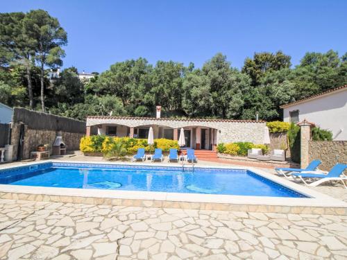 Holiday Home Roca Mas Mato by Interhome
