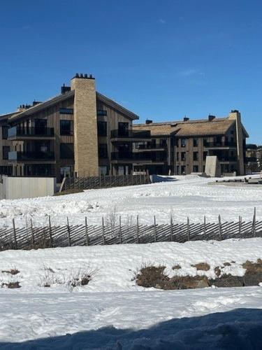 Apartment With Ski Inout By Gondola In Hafjell – khách sạn tại Oyer