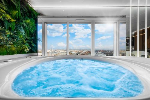 Apartamenty Quorum Z Jacuzzi Z Widokiem Na Odre By Bqqk - Wrocław