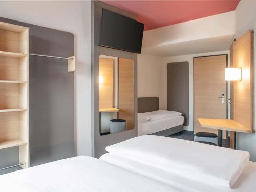 Dreibettzimmer, 3 betten