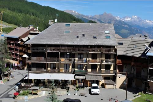 Appart 6 à 8 personnes l'Eterlou
