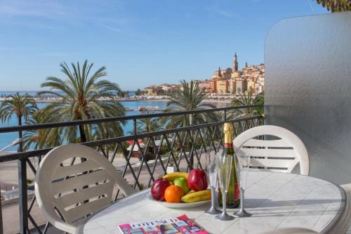45SM - Studio climatisé face mer avec terrasse