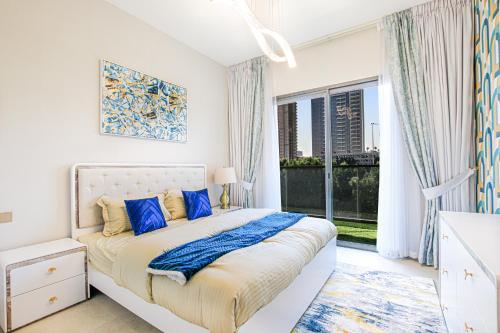 Luxurious 2BR+Maid's Eleganz Apt
