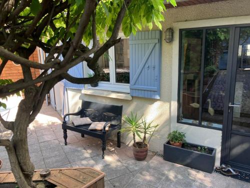 WeHost - Grand Duplex avec terrasse au porte de Paris - 6 personnes in 伊夫里