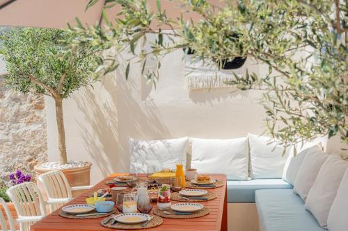 Cortile Della Felicità – khách sạn tại Lixouri