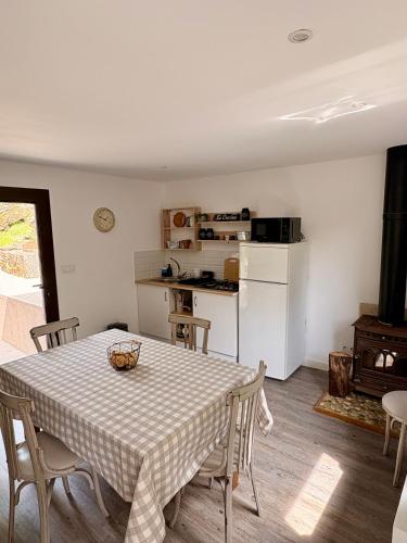 Kitchen, Entrerobles - Casina Cereixa in As Laxas