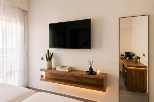 The Q Hotel - image 26