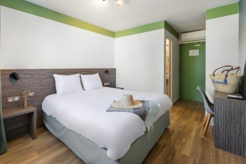 1 queen bed