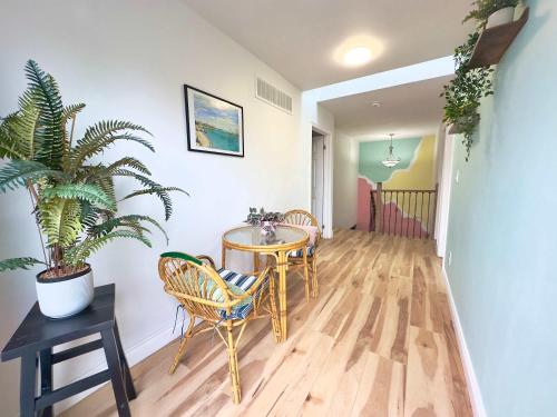 Bright Private Room in Large Home in Port Colborne in Port Colborne (ON)