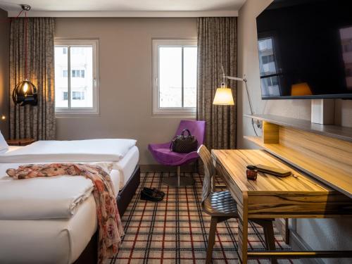 Room, superior