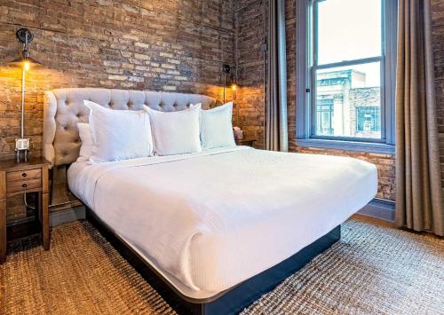 124 Lofts - Downtown Dundee - Walk To Dining - Algonquin, IL