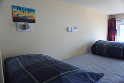 Loch Ness Lochside Hostel - Over 16s Only Room Type - Bed in 6-Bed Dormitory Room