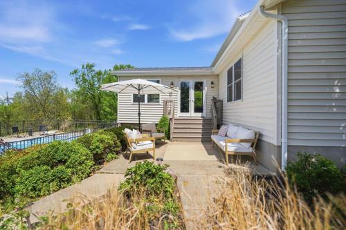 Northern Kentucky Gem w/ Yard & In-Ground Pool! in Cherry Grove