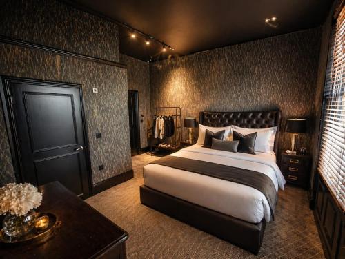 Hotel Eighteen92