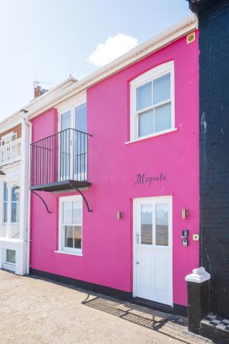 Magenta - A stunning Seafront house with lovely and uninterrupted Beach Views - Aldeburgh Coastal Cottages, Aldeburgh (zdjęcie 6)