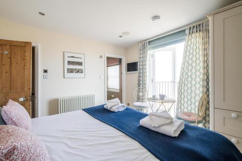 Magenta - A stunning Seafront house with lovely and uninterrupted Beach Views - Aldeburgh Coastal Cottages, Aldeburgh (zdjęcie 8)