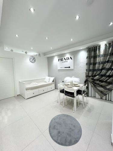 CLAROSE Apartment
