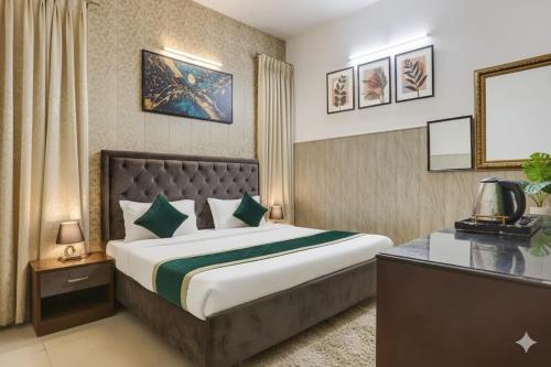 hotel grand vk #Ac family rooms#free wifi#free parking photo 2