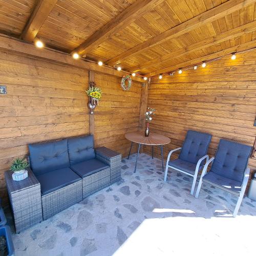 Cozy Living in Belis