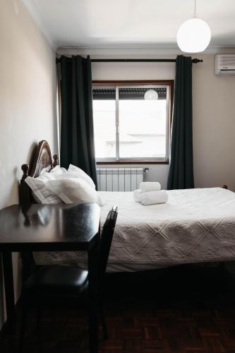 Anoitecer Itinerante AL - Vintage Bedrooms by Lethes Legacy in Ribeira