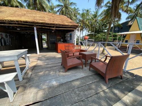 Highgarden Private Beach House in Epe