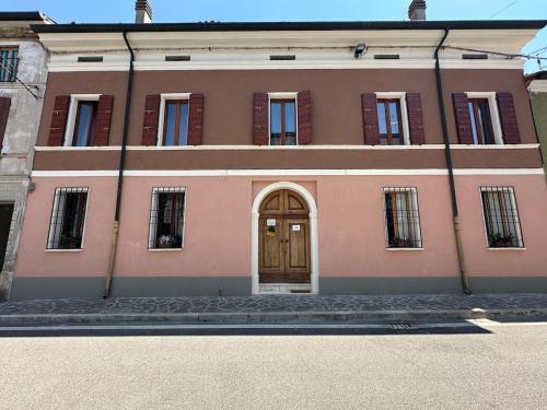 Nonna Licia Gonzaga House