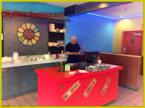 Restaurant, Stay Inn - Bartow in Bartow (FL)