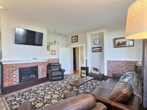 Papas Place - blocks from downtown in Leadville, USA