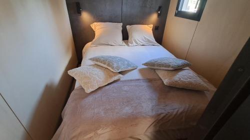 Guestroom, Chalet Villerest in Villerest