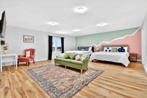 Massive Master BD 2 Kings Plus Ensuite in Port Colborne (ON)