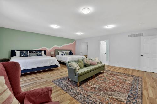 Massive Master BD 2 Kings Plus Ensuite in Port Colborne (ON)