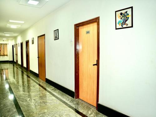 IRCTC HOTEL Hospet in Hosapete