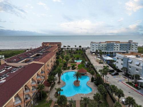 Baca Beach Escape I - 3 Pools - Pet Friendly in Galveston, USA
