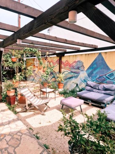 Backpackers Home 5