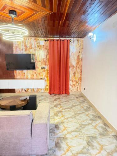 2 bedrooms, 4 beds