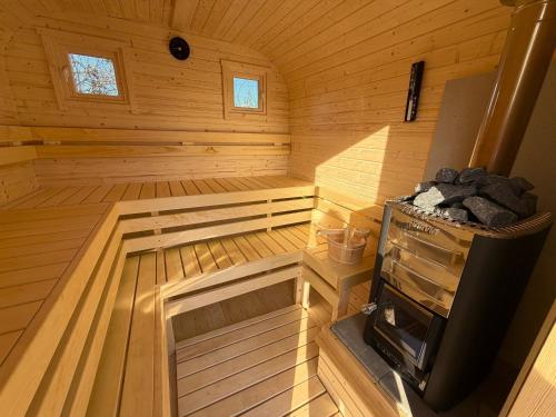 Stamford Meadows Glamping with Private Hot Tubs 3