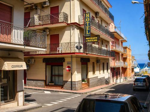 Hotel La Rusticana 3