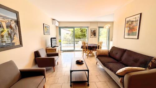 Résidence l'Olympia, avec 1 chambre, balcon, clim - Palmazur Vacances