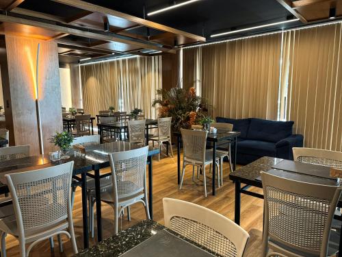 餐廳, Arrey Express Hotel - Teresina in 特雷西納
