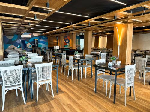 餐廳, Arrey Express Hotel - Teresina in 特雷西納