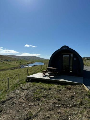 Starlight by Mirremora l Shetland l St Ninians Isle l Cosy Pod in Sandwick