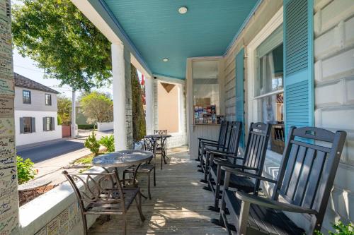 Southern Wind Inn - image 31