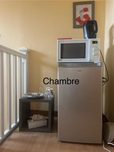 Chambre ou Studio dans Maison avec piscine 3