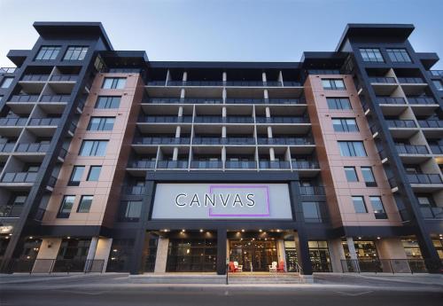 Canvas Moncton, Tapestry Collection By Hilton