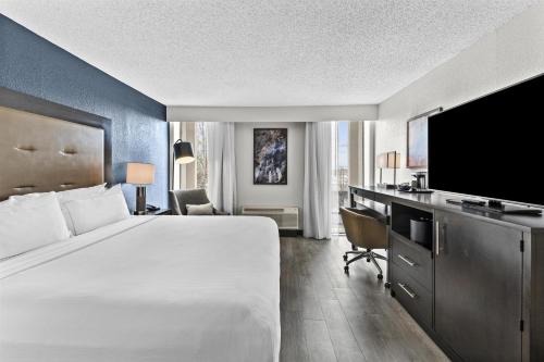 DoubleTree by Hilton Raleigh Midtown, NC, Raleigh (fotografie 7)