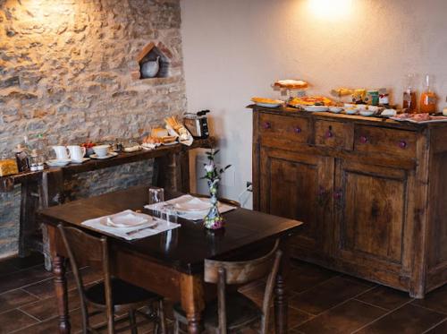 Casa Vecchia Bed&Breakfast in Bossolasco