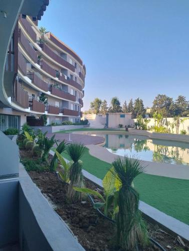 Un appartement pieds dans l'eau situé dans une résidence haut standing (Un appartement pieds dans l'eau situe dans une residence haut standing) in 查特馬里亞姆