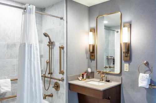 The Yorktowne Hotel Tapestry Collection by Hilton - image 6