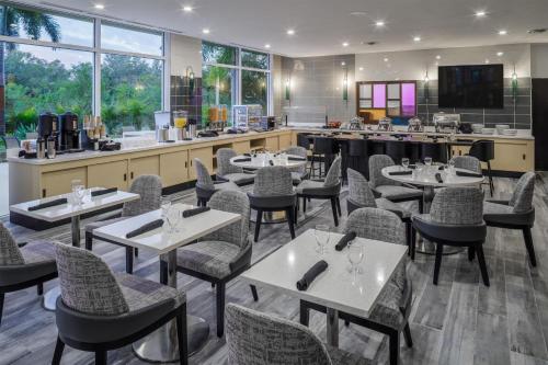 Meeting room / ballrooms, DoubleTree by Hilton Sarasota Bradenton Airport in Sarasota (FL)