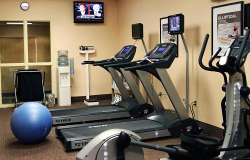 Hampton Inn & Suites Seal Beach - image 43